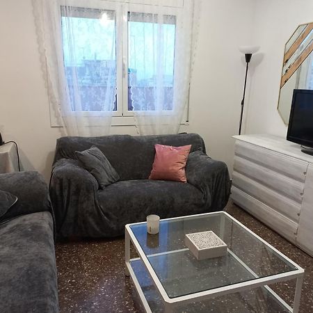 Апартаменти Cozy And Sunny Penthouse Fira Bcn Л'Успіталет-да-Любрагат Екстер'єр фото